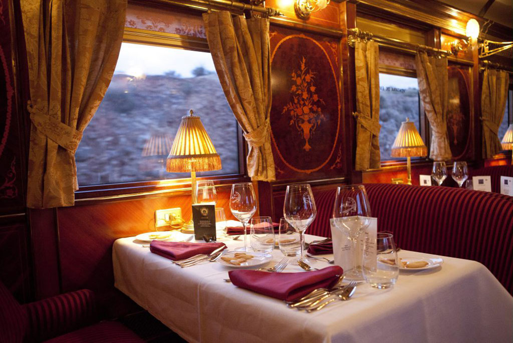 Tren Al Andalus: Restaurant. Luxusreisen