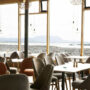 Dinner mit Blick aufs Wasser: Fosshotel Myvatn. Luxusreisen