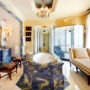 Das prachtvolle Badezimmer in der Royal Suite. Luxusreisen