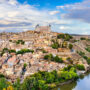 Toledo, Spanien Altstadtsilhouette am Tejo